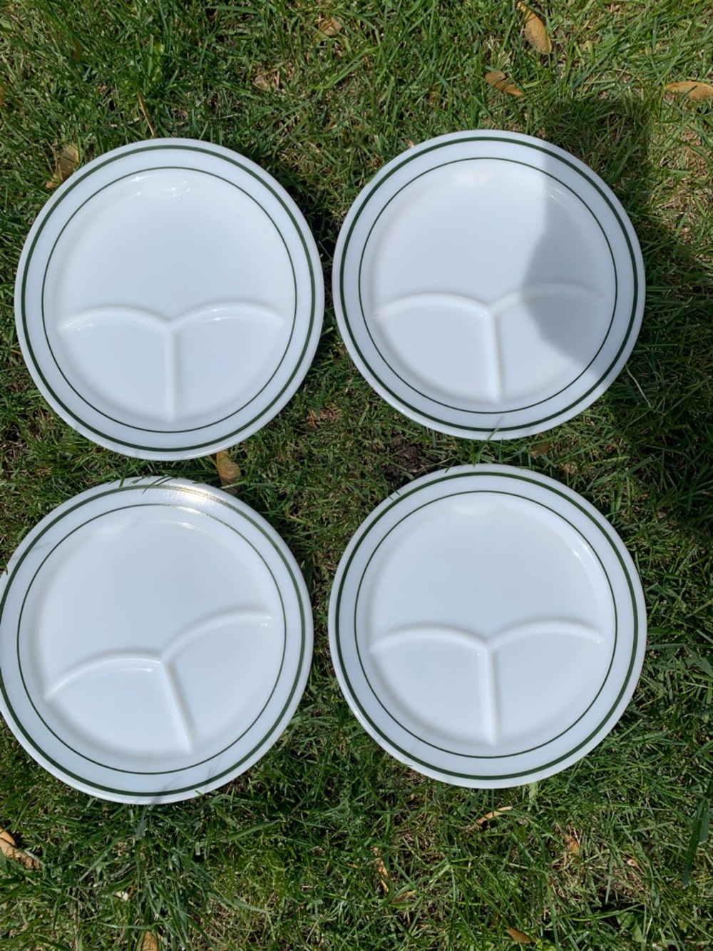 Corningware White Dinner Plates with Green Trim (Set of 4)